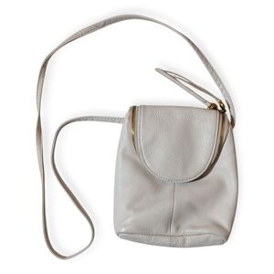 HOBO Fern Taupe Ivory Leather Crossbody Bag Gold Hardware Minimal Everyday Purse